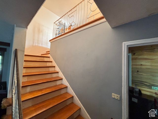 102 S MAIN ST, Paris, ID 83261