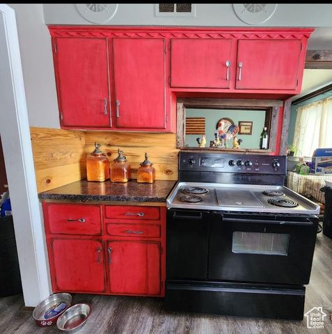 102 S MAIN ST, Paris, ID 83261