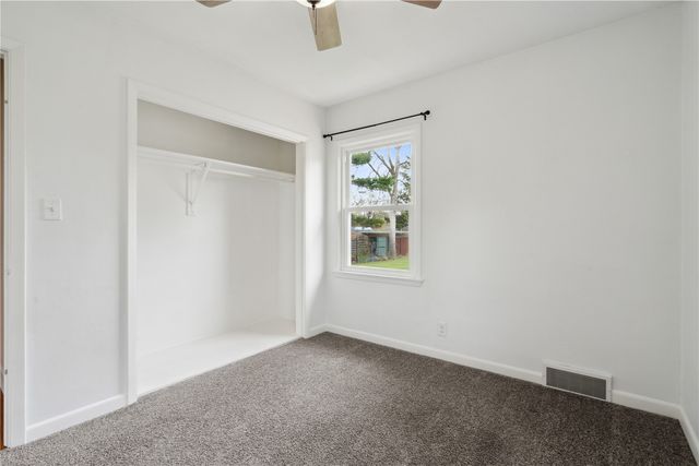 1129 Washington Drive, Marion, IA 52302