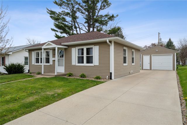 1129 Washington Drive, Marion, IA 52302