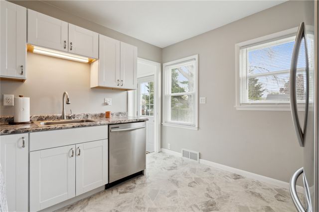 1129 Washington Drive, Marion, IA 52302