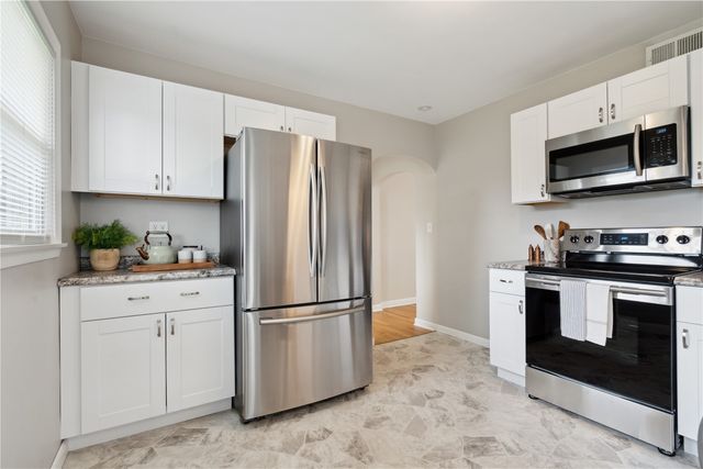 1129 Washington Drive, Marion, IA 52302