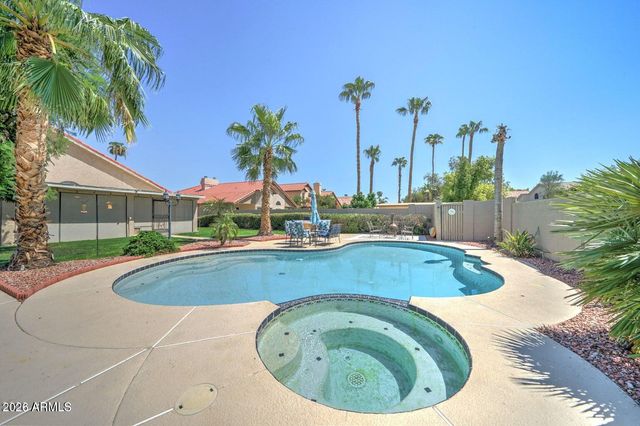 7035 W MORROW Drive, Glendale, AZ 85308