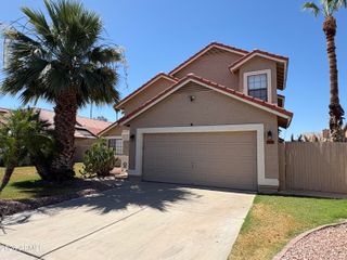 7035 W MORROW Drive, Glendale, AZ 85308