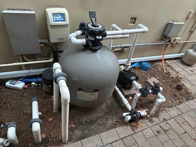 3200 Lydia Lane, Bellmore, NY 11710