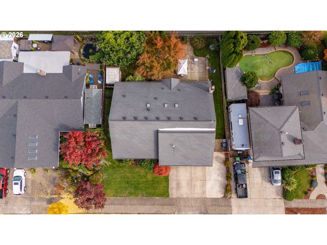 2645 CHUCKANUT St, Eugene, OR 97408
