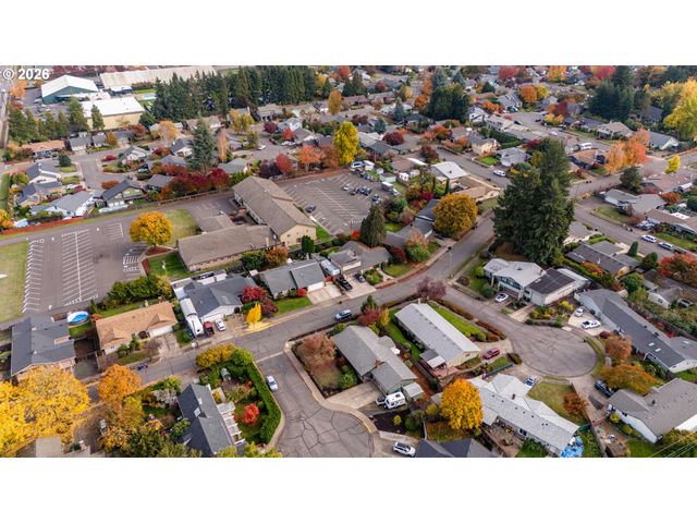 2645 CHUCKANUT St, Eugene, OR 97408