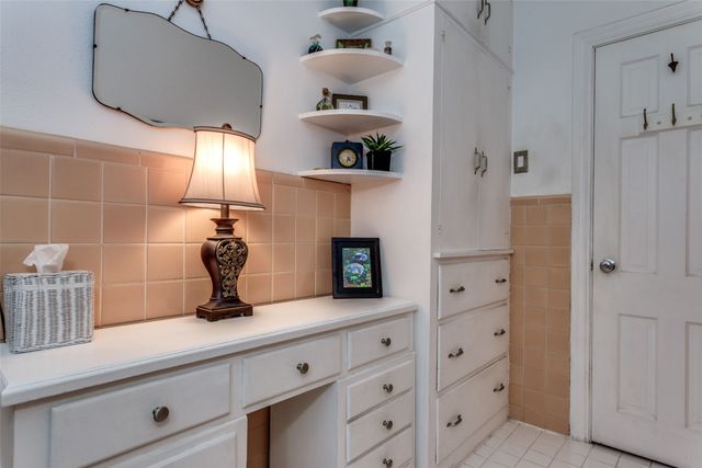 3721 Westcliff Road S, Fort Worth, TX 76109