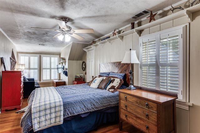 3721 Westcliff Road S, Fort Worth, TX 76109