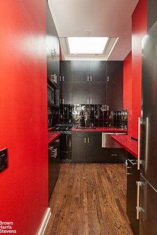 23 E 37th St Apt 5R, New York City, NY 10016