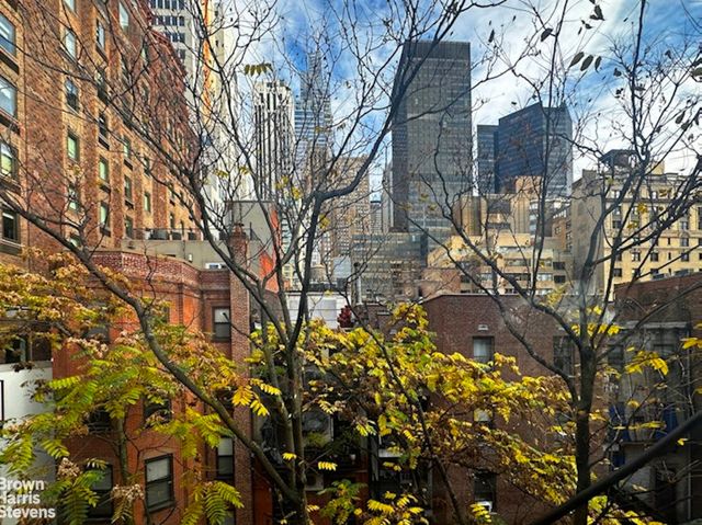 23 E 37th St Apt 5R, New York City, NY 10016