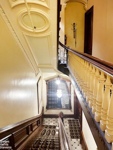 23 E 37th St Apt 5R, New York City, NY 10016