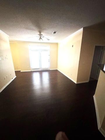 45 Sycamore Avenue Apt 517, Charleston, SC 29407