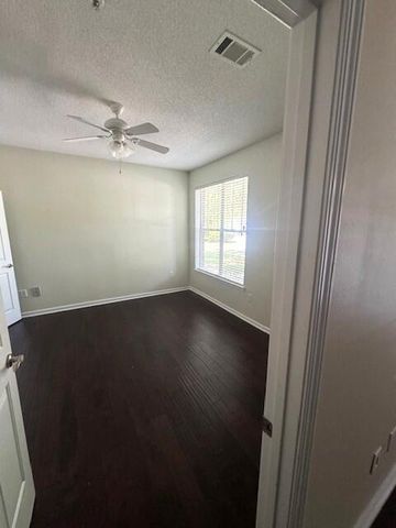 45 Sycamore Avenue Apt 517, Charleston, SC 29407