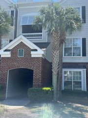 45 Sycamore Avenue Apt 517, Charleston, SC 29407