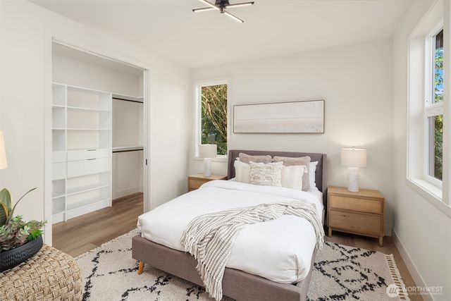 817 18th Avenue W, Kirkland, WA 98033