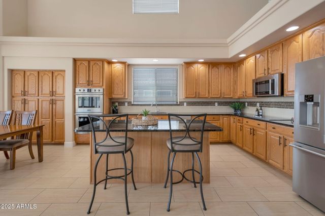 21987 N BALBOA Drive, Maricopa, AZ 85138