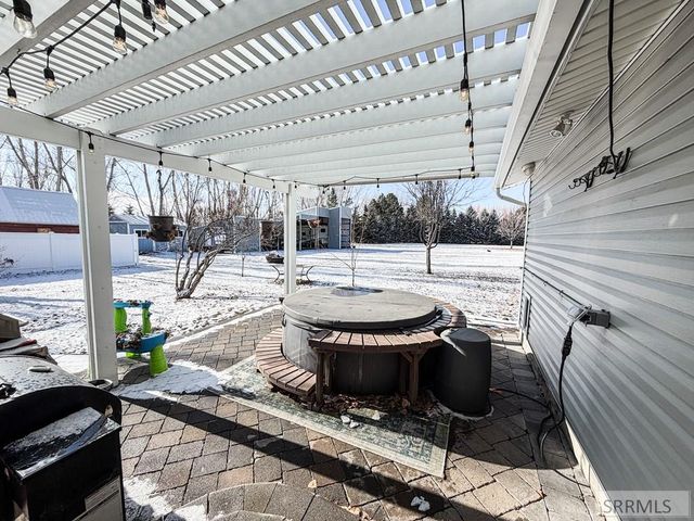 7281 N 45 E, Idaho Falls, ID 83401