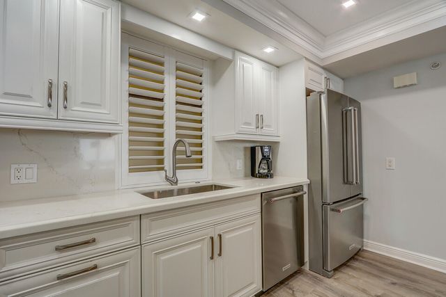 200 S Beach Road 802, Tequesta, FL 33469
