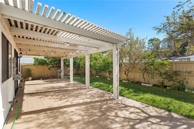 46 Silkberry, Irvine, CA 92614