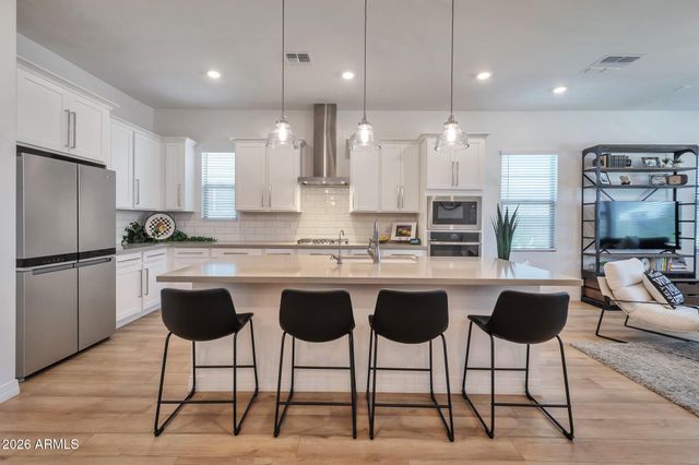 22696 E BONANZA Way, Queen Creek, AZ 85142