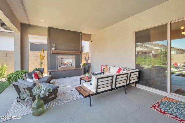 22696 E BONANZA Way, Queen Creek, AZ 85142