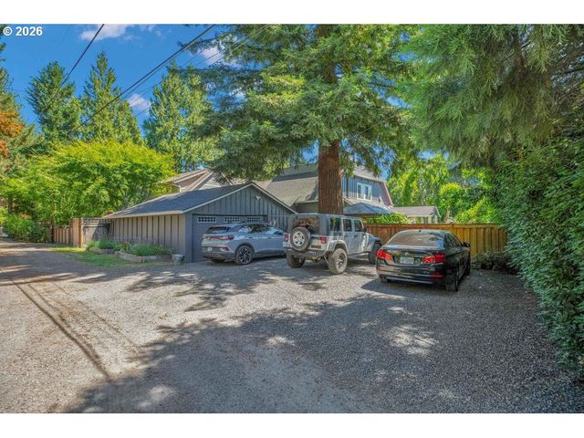 828 7TH St, Lake Oswego, OR 97034