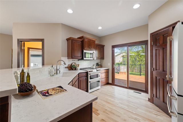 811 NW Boulder Point Place, Ankeny, IA 50023