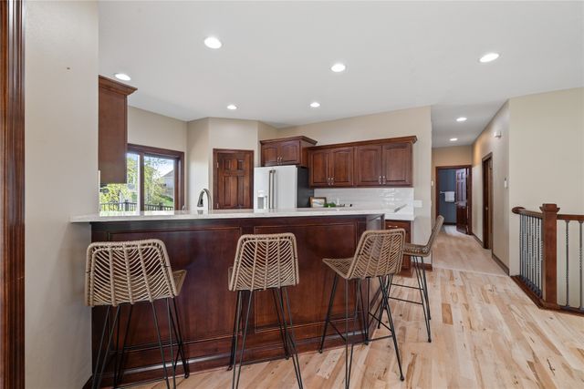 811 NW Boulder Point Place, Ankeny, IA 50023