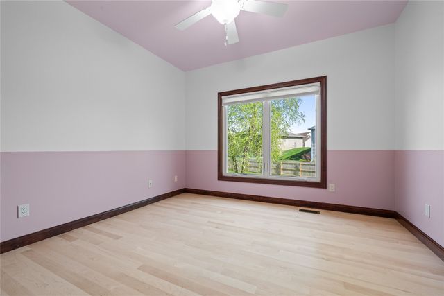811 NW Boulder Point Place, Ankeny, IA 50023