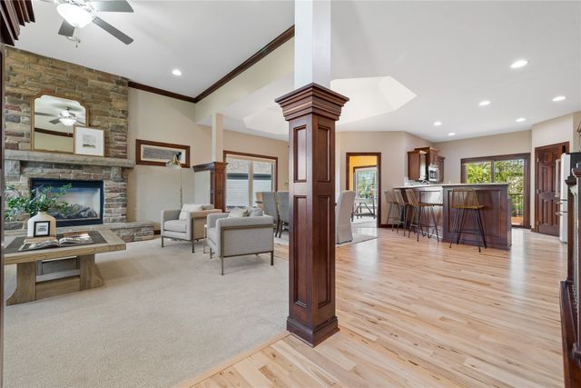 811 NW Boulder Point Place, Ankeny, IA 50023