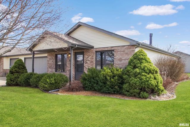 2 ROYAL Court, Washington, IL 61571