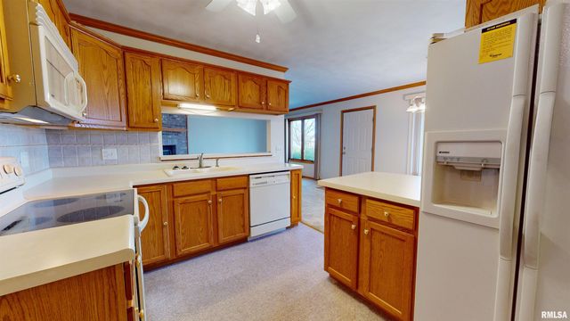 2 ROYAL Court, Washington, IL 61571