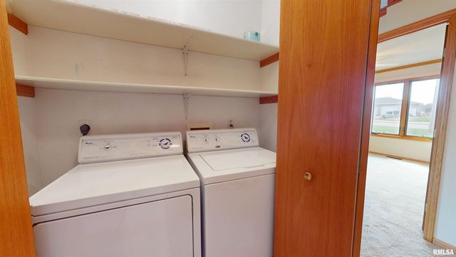 2 ROYAL Court, Washington, IL 61571