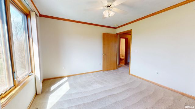 2 ROYAL Court, Washington, IL 61571