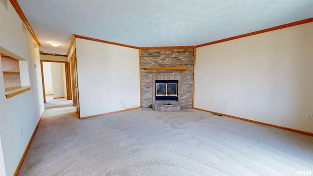 2 ROYAL Court, Washington, IL 61571