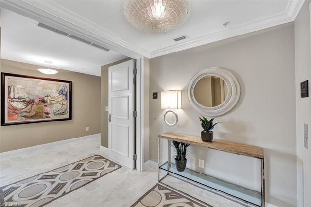 265 Indies WAY T1, Naples, FL 34110