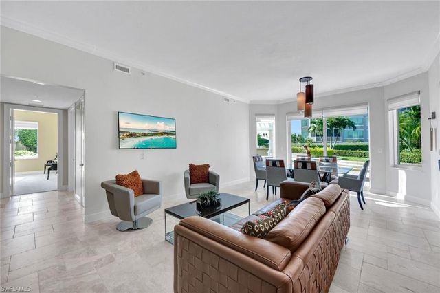 265 Indies WAY T1, Naples, FL 34110