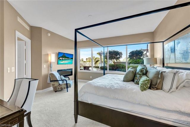 265 Indies WAY T1, Naples, FL 34110