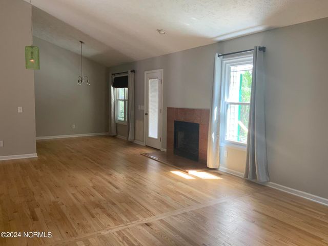 30 Winchester Road, Pinehurst, NC 28374