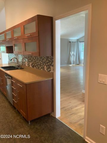 30 Winchester Road, Pinehurst, NC 28374