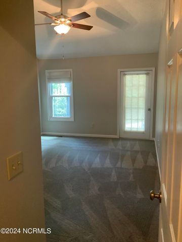 30 Winchester Road, Pinehurst, NC 28374