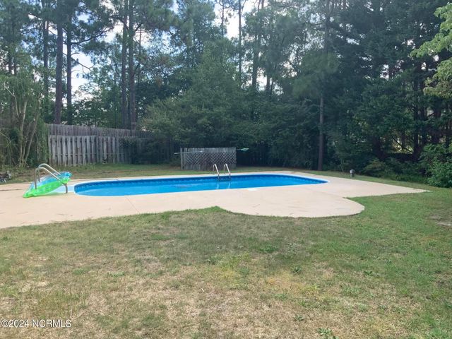 30 Winchester Road, Pinehurst, NC 28374