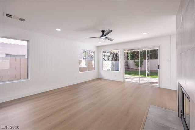 8372 Lexford Street, Las Vegas, NV 89123
