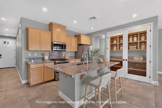 656 Bartonville Rd, Lincoln, CA 95648