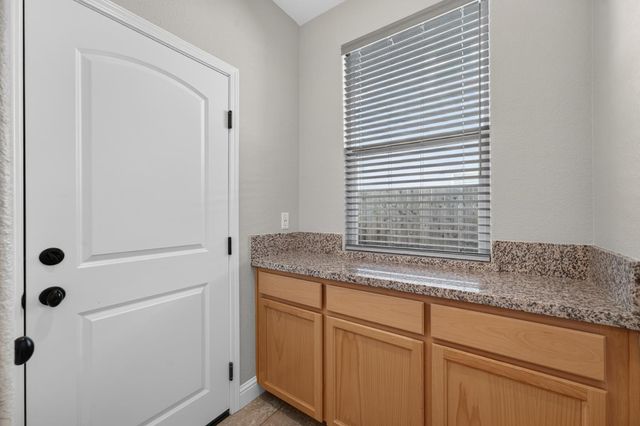 656 Bartonville Rd, Lincoln, CA 95648