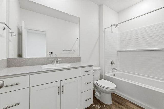 889 S Philip, Fowler, CA 93625