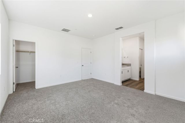 889 S Philip, Fowler, CA 93625