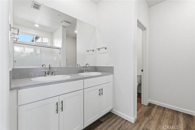 889 S Philip, Fowler, CA 93625