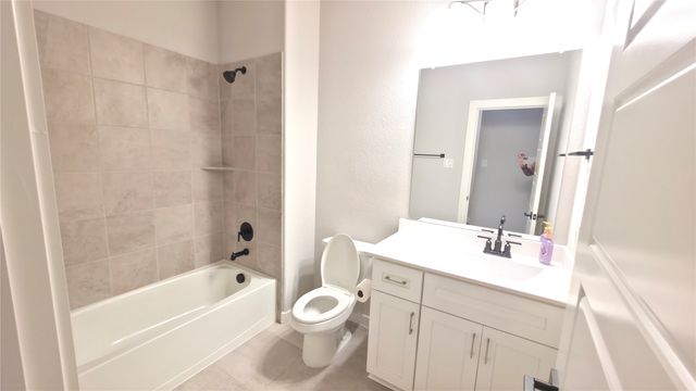 421 Tuscany Drive, Forney, TX 75126